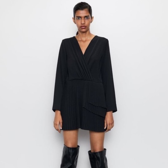 ZARA PLEATED BLAZER JUMPSUIT/ROMPER - Picture 2 of 9